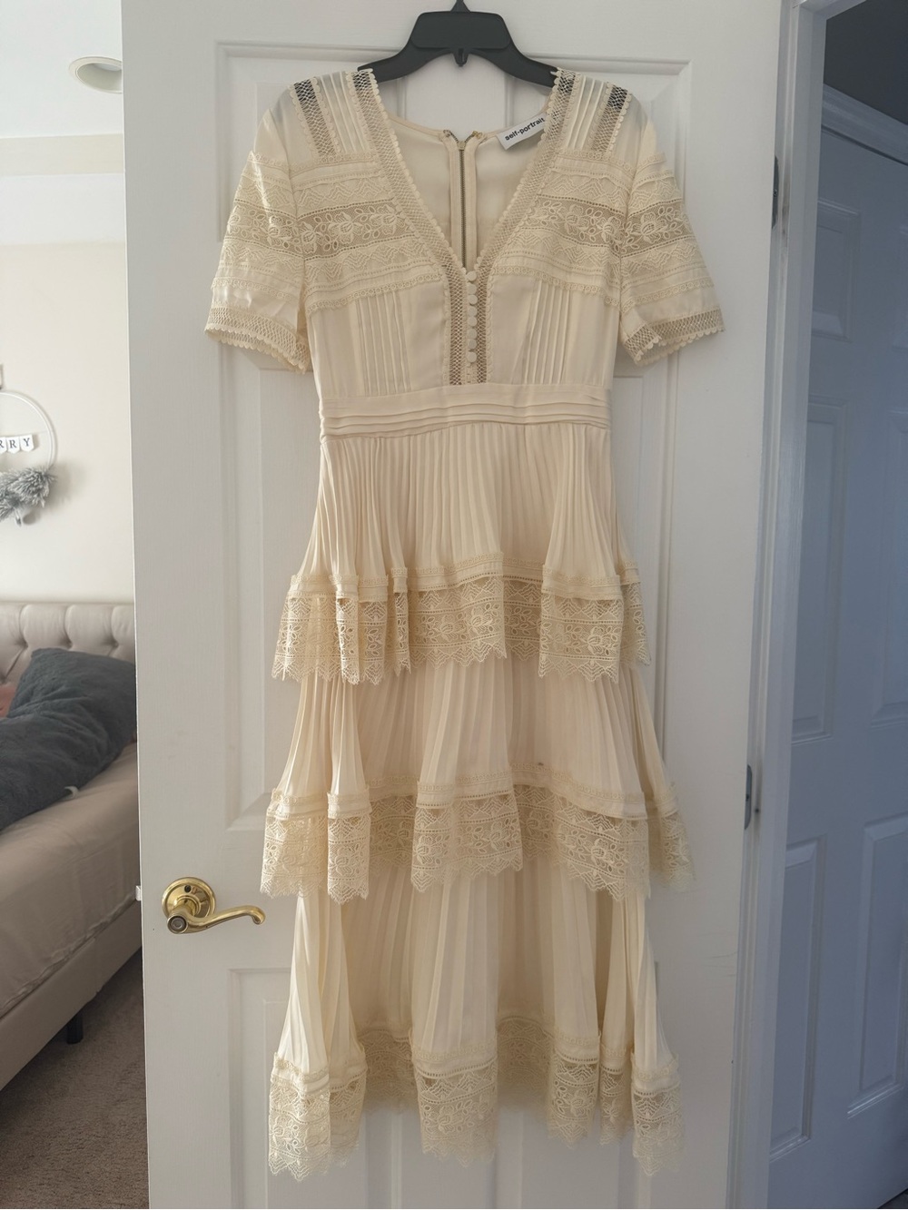 Self-Portrait Cream Lace Tiered High-Low Dress